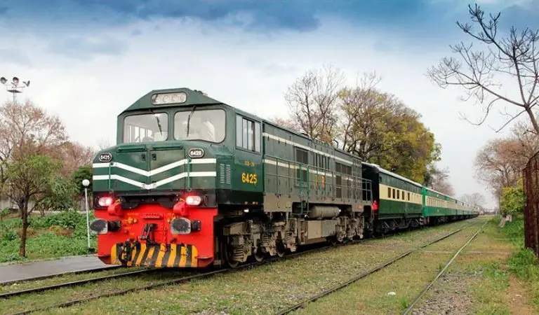 Pakistan Railways introduces e-ticketing service