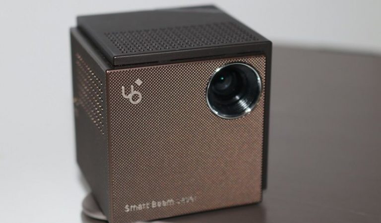 Do you want a portable projector? UO is here