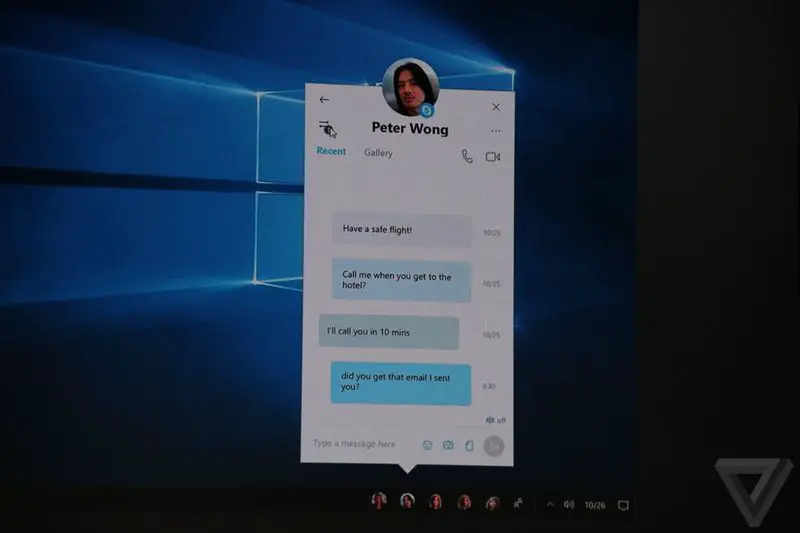 Windows 10 Social Task bar