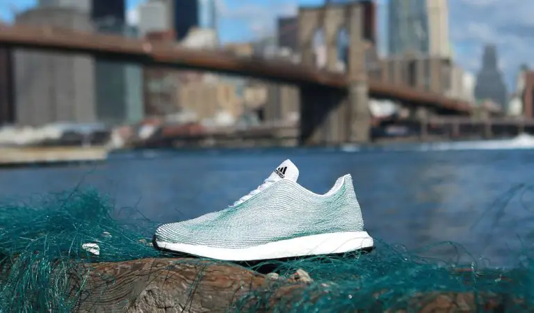 Adidas Shoes made from ocean plastic (Recycling)