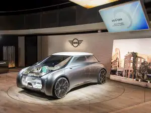 6-bmw-added-to-its-vision-100-line-in-june-here-we-see-the-mini-vision-next-100-that-was-built-for-ridesharing