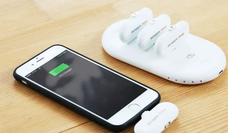 Finger Pow-Portable charging just a snap away